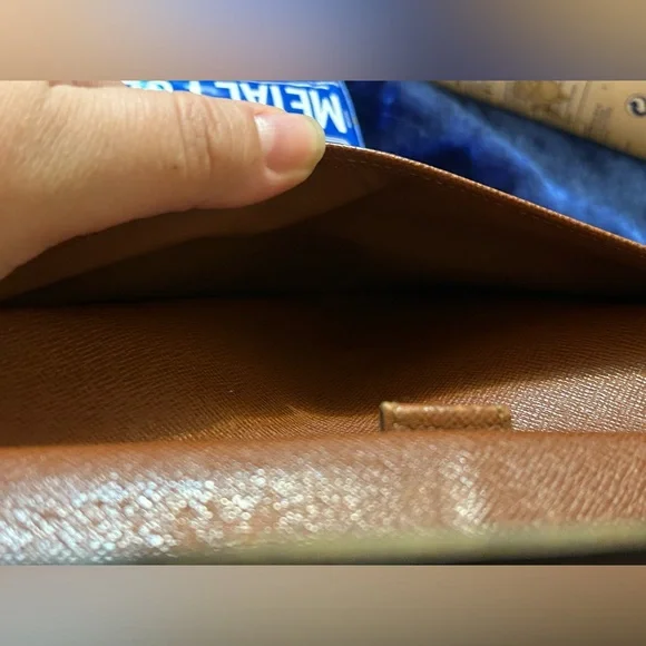 Louis Vuitton Porte-Trésor Monogram Wallet - Picture 7 of 16